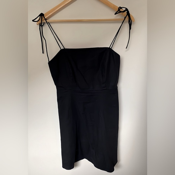 Old Navy - Y2K mini. Black. Size Medium. - Picture 1 of 2